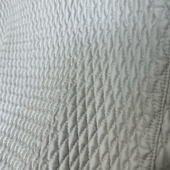 Columbia  White Vest - Picture 5 of 12